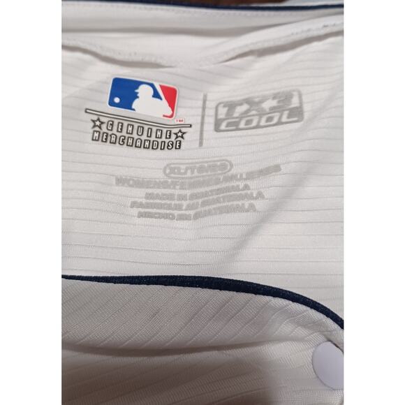 MLB Detroit Tigers Jersey Womens XL TX3 Cool Fabric White Blue Detail Sport Fan - Picture 5 of 9